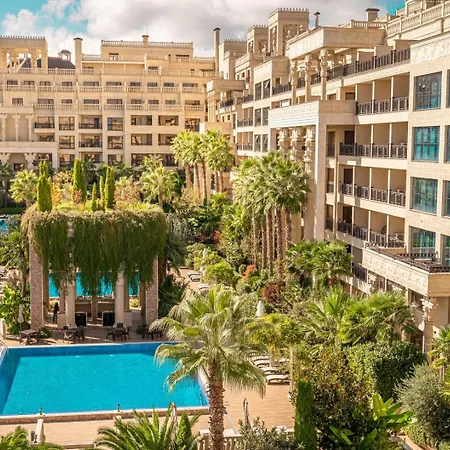 Апартамент Luxurious - Pool View In Argisht Partez Варна