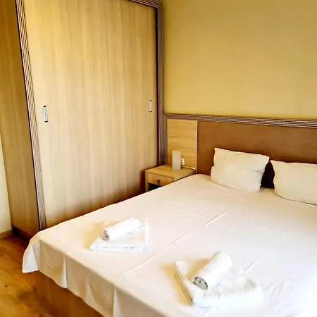 Luxurious - Pool View In Argisht Partez * Varna